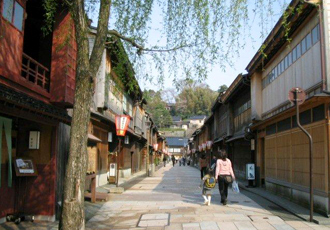 ひがし茶屋街