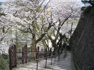 井上靖　文学碑「北の海」